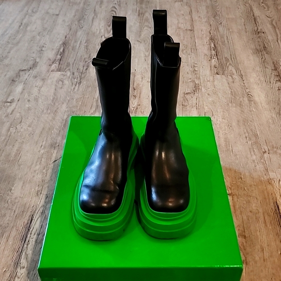 Bottega Veneta Tire boots - Picture 1 of 8